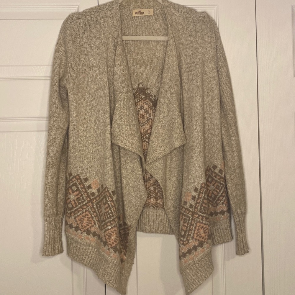 Hollister Cardigan
